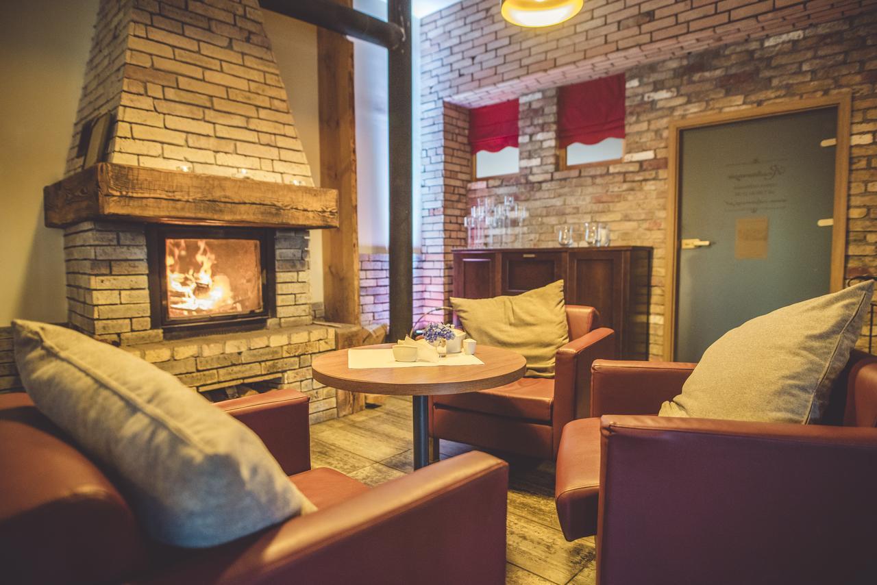 Hotel Odejewscy Chojnice Kültér fotó